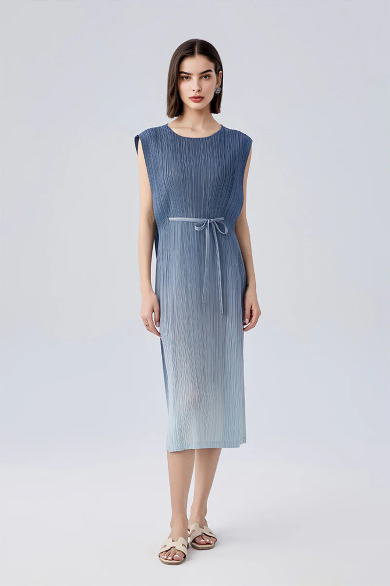 Ombre Pleated Sleeveless Midi Dress