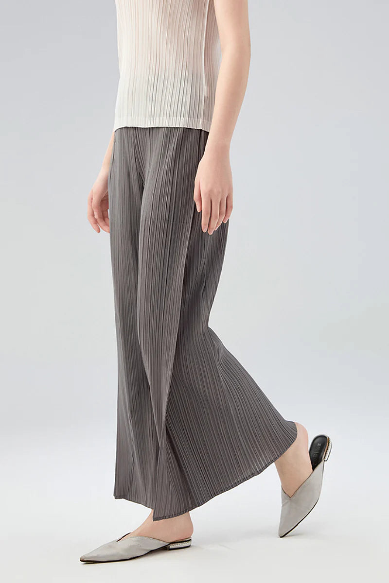 Designer Inspired Pleated Wide-Leg Cropped Pants