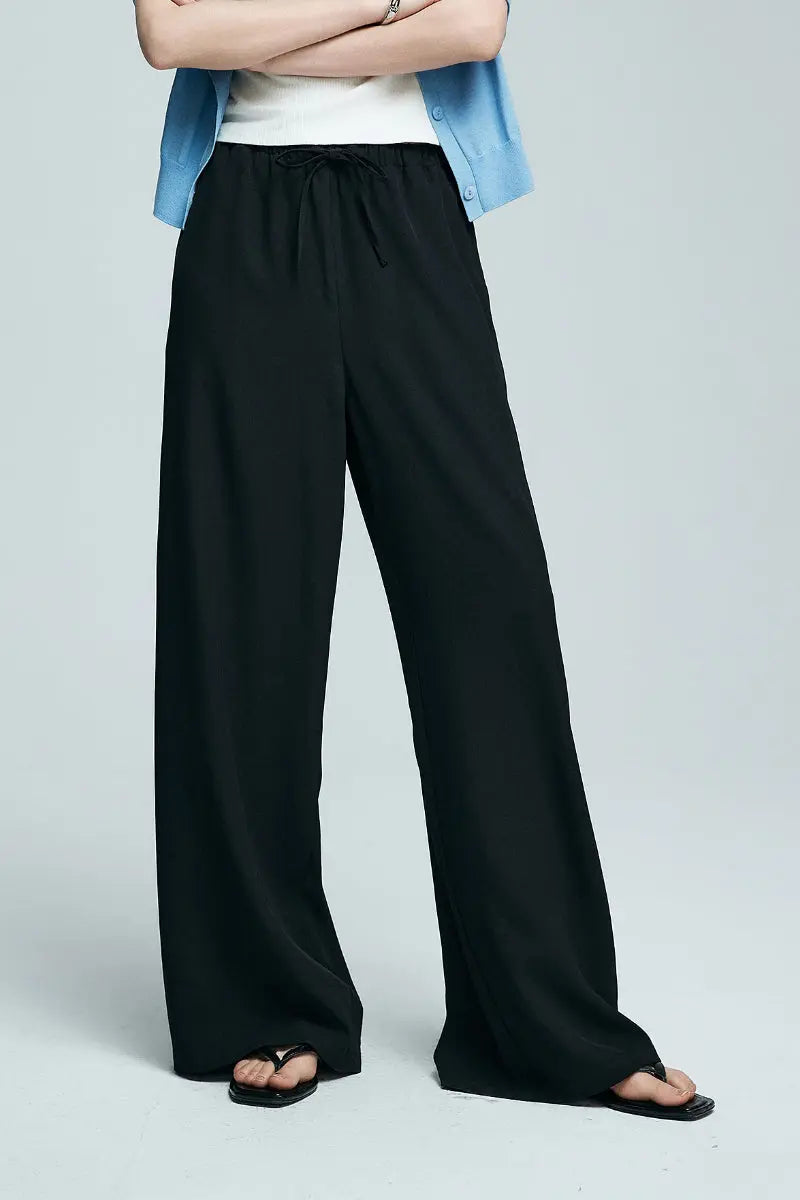 White Pull-On Wrinkle-Free Cooling Puddle Pants
